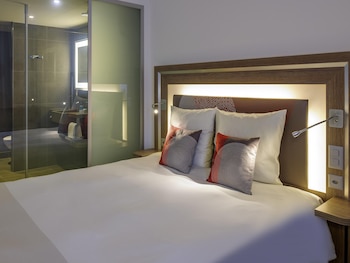 Superior Room, 1 Double Bed with Sofa bed, Non Smoking