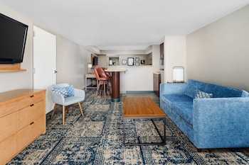 Suite, Multiple Beds, Balcony (View)