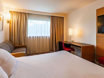 Classic Room, Multiple Beds (double bed and a sofa bed)