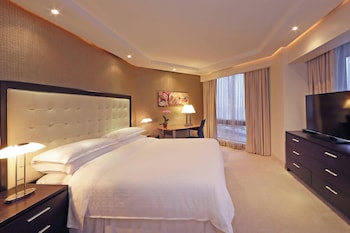Club Room, 1 King Bed