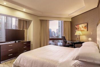 Deluxe Room, 1 King Bed