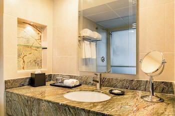 Club Room, 1 King Bed