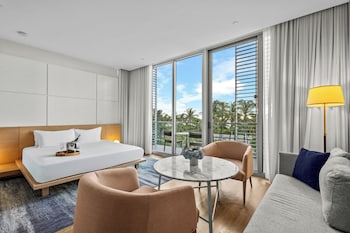 Ocean Front Signature Suite with Terrace