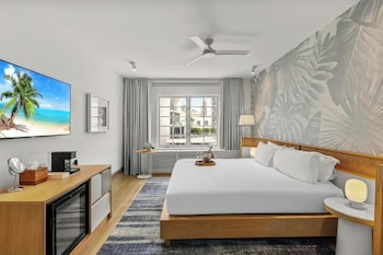1 King Bed