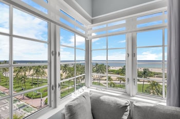 Ocean Front King