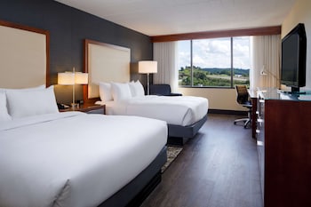 Room, Accessible, Bathtub (Mobility/Hearing)