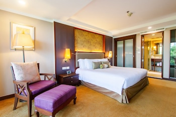 Deluxe Room, 1 King Bed