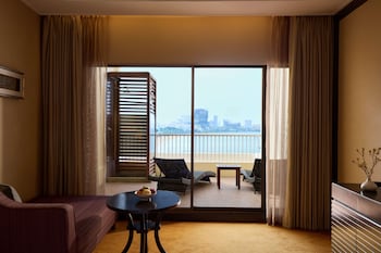 Club Grand Room Two Queen