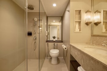 Premium Room, 1 King Bed, Sea View