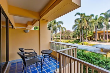 Deluxe Room, 2 Twin Beds