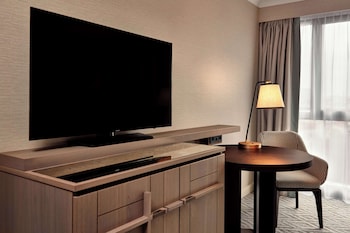 Premium Room, 1 King Bed (Panorama)