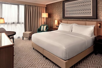 Premium Room, 1 King Bed (Panorama)