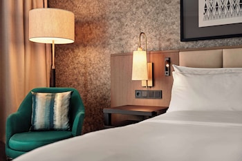 Premium Room, 1 King Bed (Panorama)