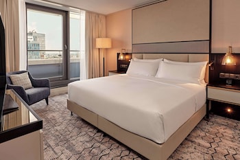 Penthouse, 1 King Bed (Panorama)