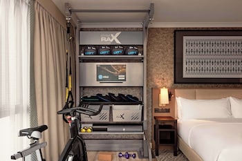 Deluxe Room, 1 King Bed (Fitness)