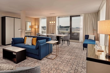 Grand Penthouse (Park Suite)