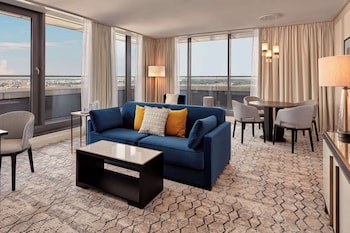 Penthouse, 1 King Bed (Panorama)