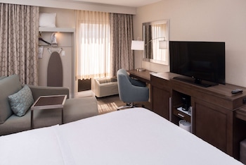 Room, 1 King Bed, Non Smoking