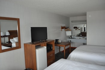 Room, 2 Queen Beds, Non Smoking