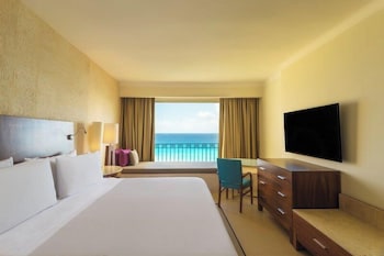 Premium Suite, 1 King Bed, Non Smoking (Master)