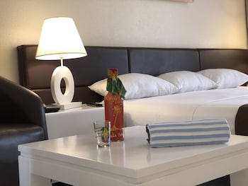 Superior Studio, Sea View