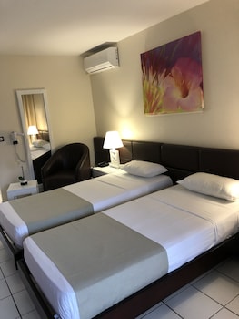 Superior Studio, Sea View