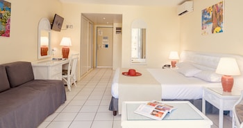 Superior Studio, Sea View
