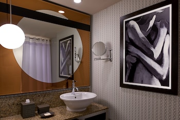 Room, 2 Double Beds (Skyline View)