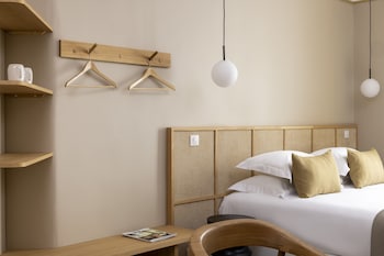 Superior room (1 double bed or 2 twin beds - subject to availability)