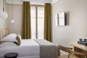 Superior room (1 double bed or 2 twin beds - subject to availability)