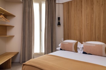 Triple room (1 double bed or 2 twin beds - subject to availability + 1 single bed)