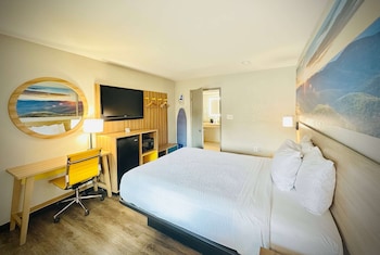 Room, 1 Queen Bed, Accessible, Non Smoking (Mobility, Roll-In Shower)