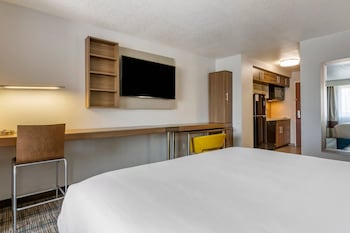 Standard Room, 2 Queen Beds, Non Smoking (Efficiency)