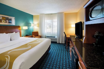 Standard Room, 1 King Bed, Non Smoking