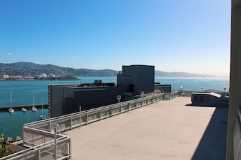 Premium Harbourview 1 King