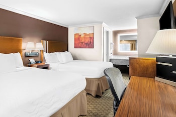 Standard Room, 2 Queen Beds, Non Smoking, Refrigerator & Microwave