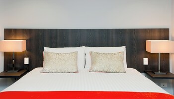 Superior Room, 1 King Bed