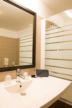 Standard Room, 2 Twin Beds