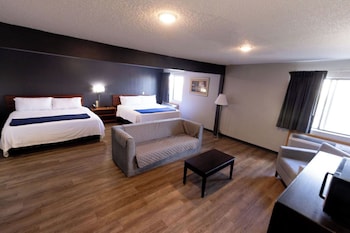 Suite, Multiple Beds (Double King Suite)