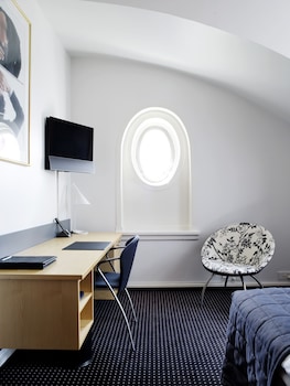 Double Room, Annex Building