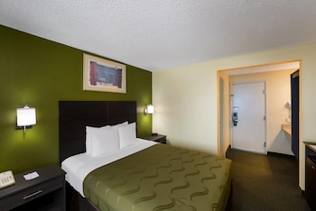 Standard Room, 1 Queen Bed, Non Smoking