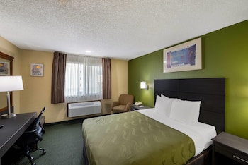 Standard Room, 1 Queen Bed, Non Smoking