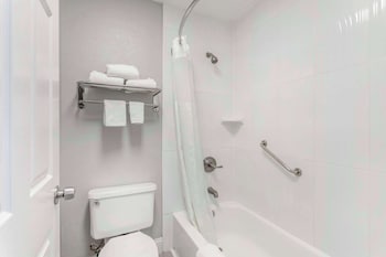 Room, 2 Queen Beds, Accessible, Non Smoking