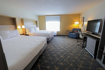 Standard Room, Multiple Beds, Courtyard View