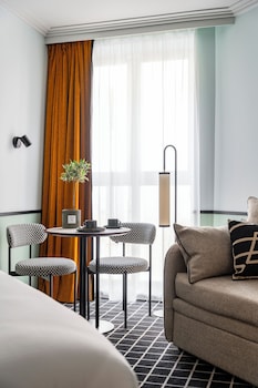 Superior Room, 1 Queen Bed