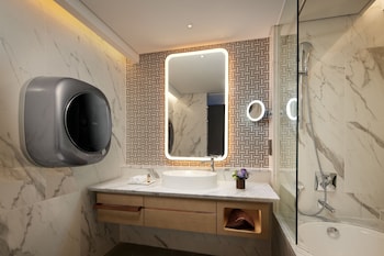 RESIDENTIAL DELUXE DOUBLE