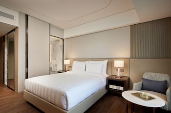 RESIDENTIAL DELUXE DOUBLE