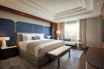 DELUXE SUITE DOUBLE
