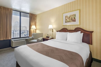 Standard Room, 1 Queen Bed, Non Smoking