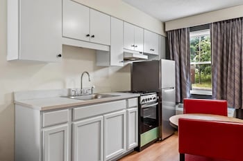 Deluxe Suite, 2 Queen Beds, Non Smoking